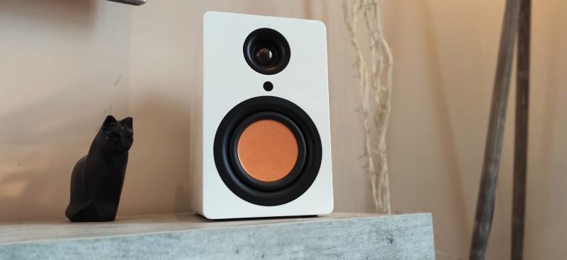  - Mitchell Acoustics uStream One | Photos des enceintes bibliothèque